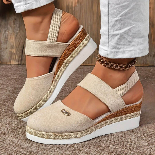 Karen™ – Elegante Ortopediske Kilesandaler med Lukket Tå