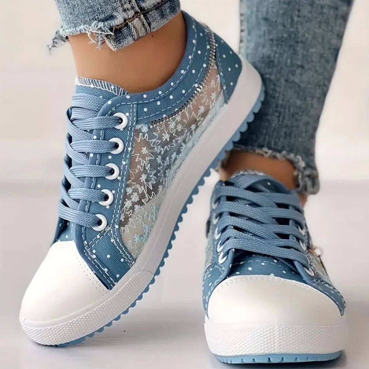 Mia™ – Pustende Ortopediske Sneakers i Blonder